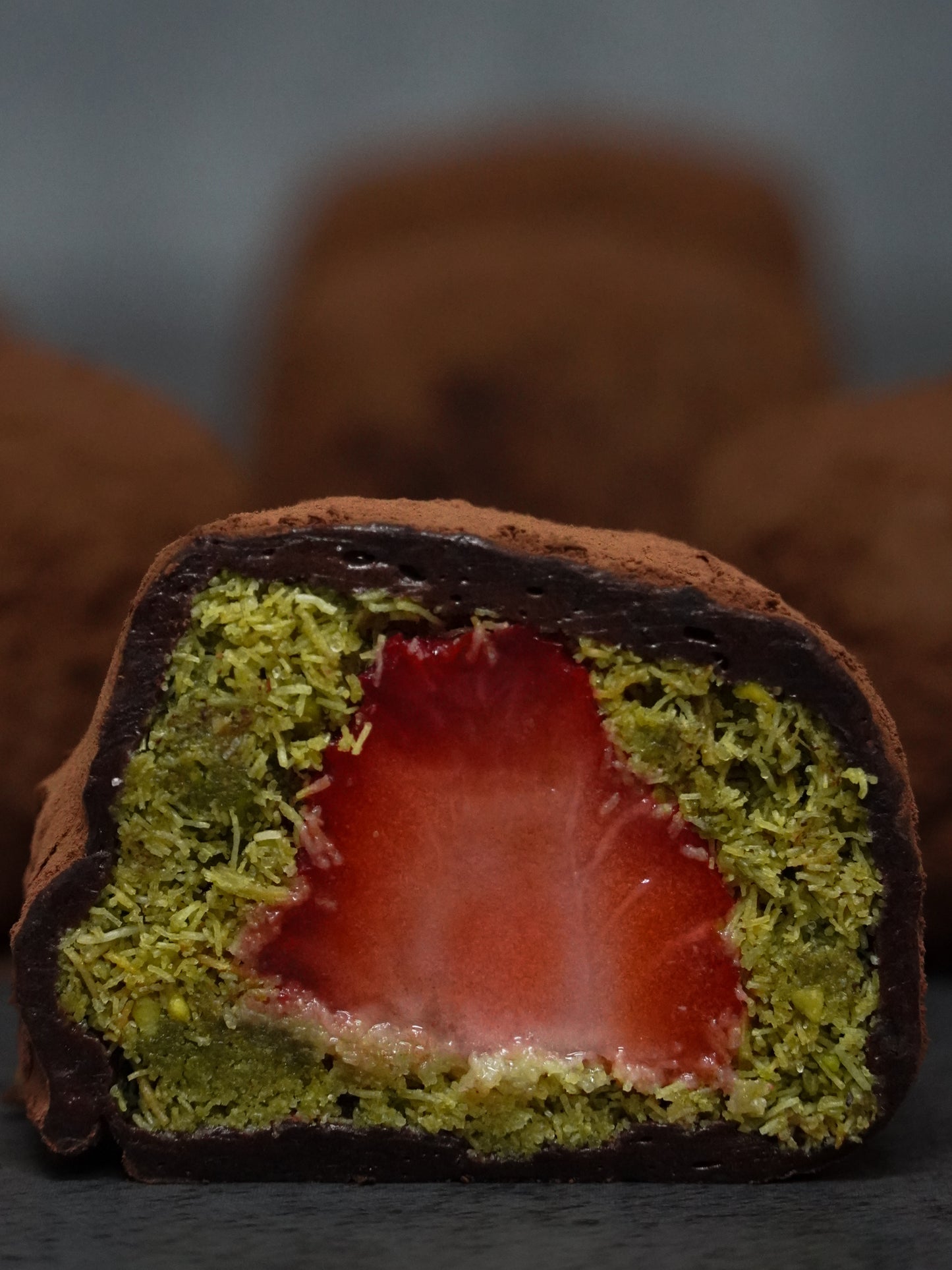 Strawberry Dubai Chewy Cookie (2 pcs)