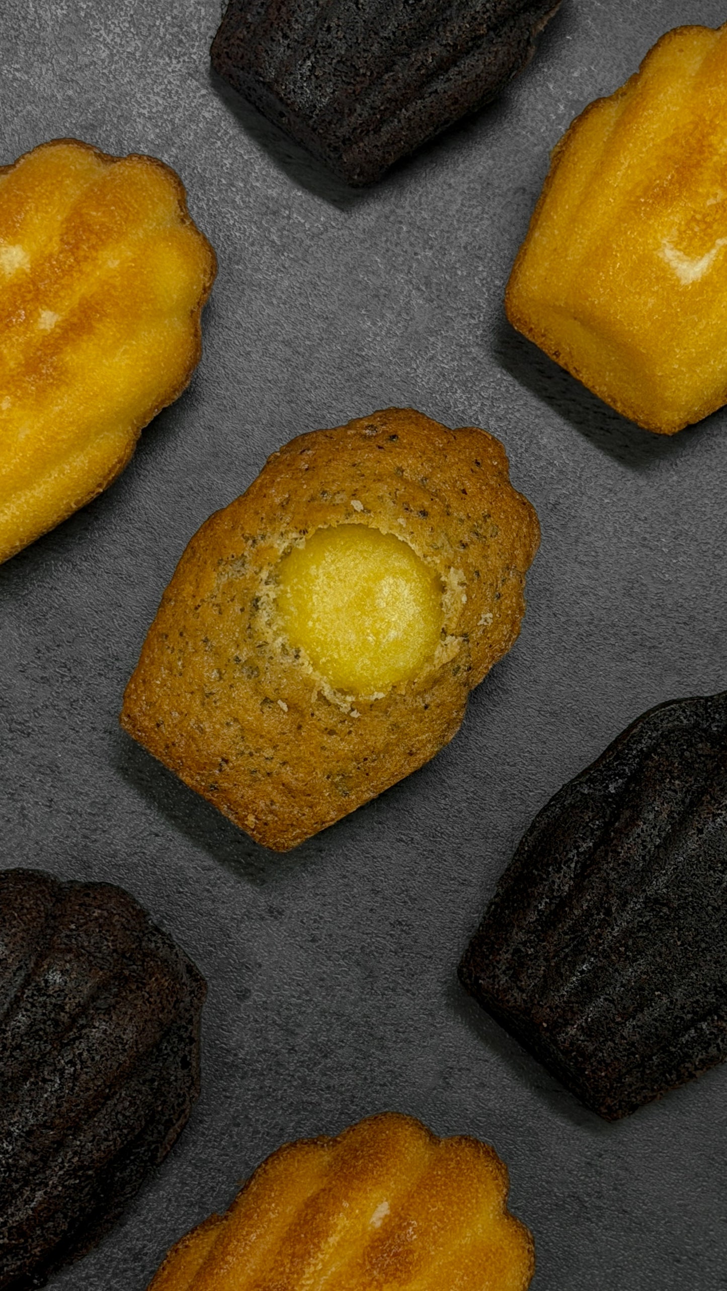 Mixed Madeleine (6 pieces in a box)